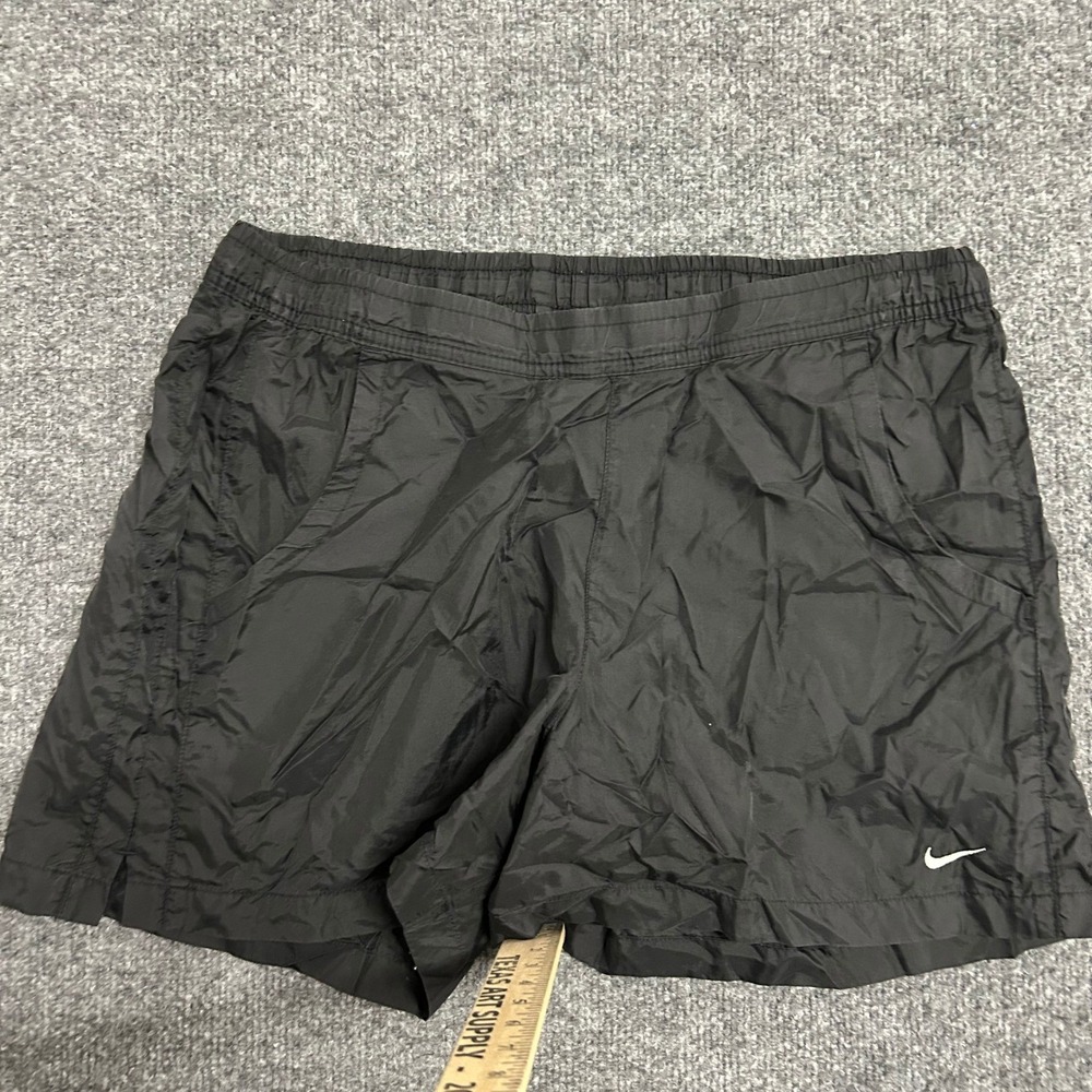 Nike Shorts Womens Size M Black Nylon Athletic Vintage Running Pockets Taiwan